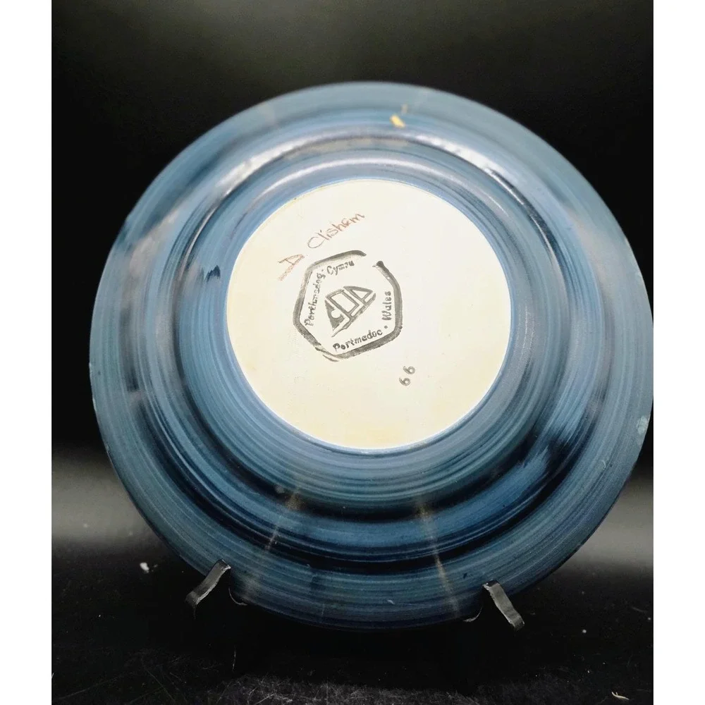 Vintage Porthmadog Pottery Dinner Plate Blue Signed D. Clishem 10.5
